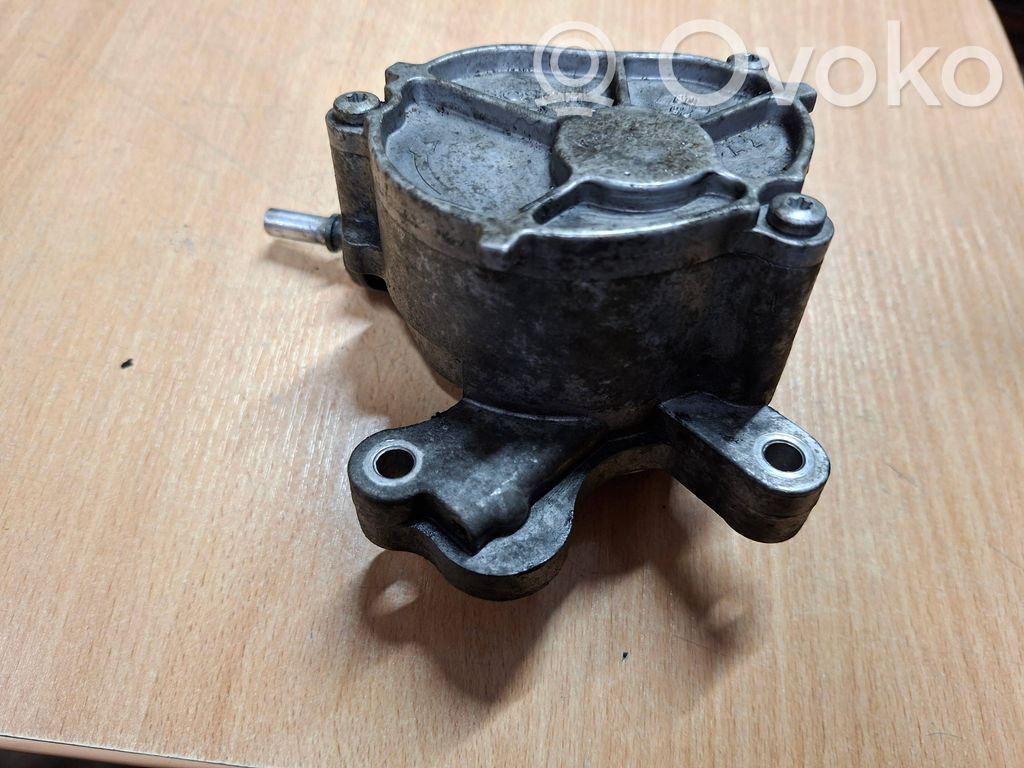 Volvo V50 Bomba de vacío 