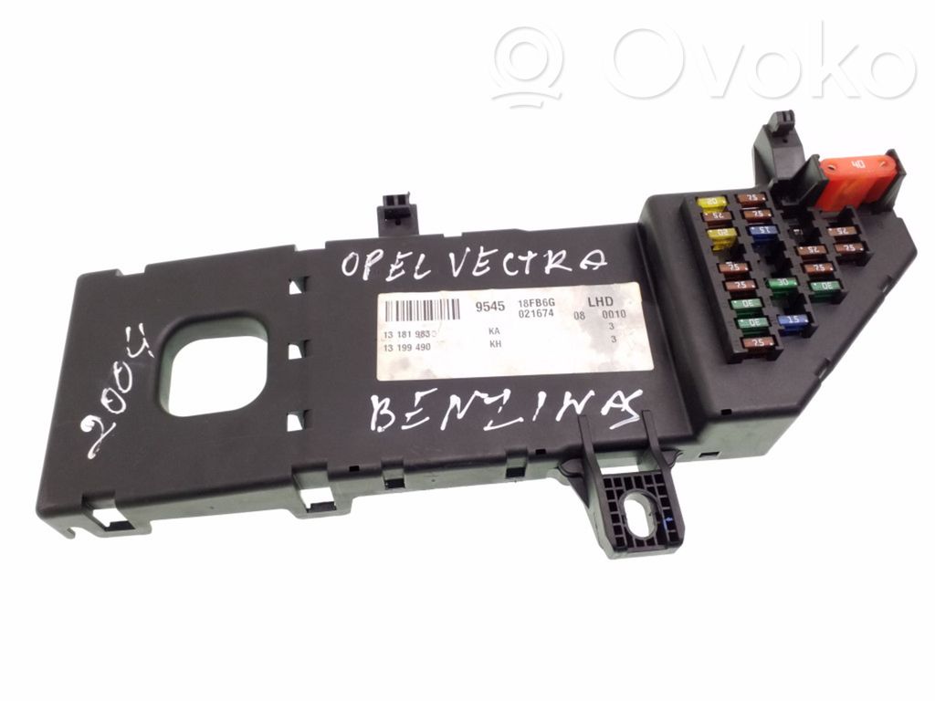 Opel Vectra C Fuse module 