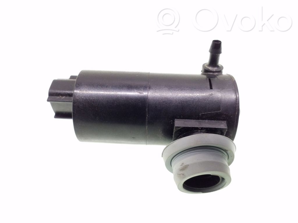 Toyota Aygo AB40 Windscreen/windshield washer pump 