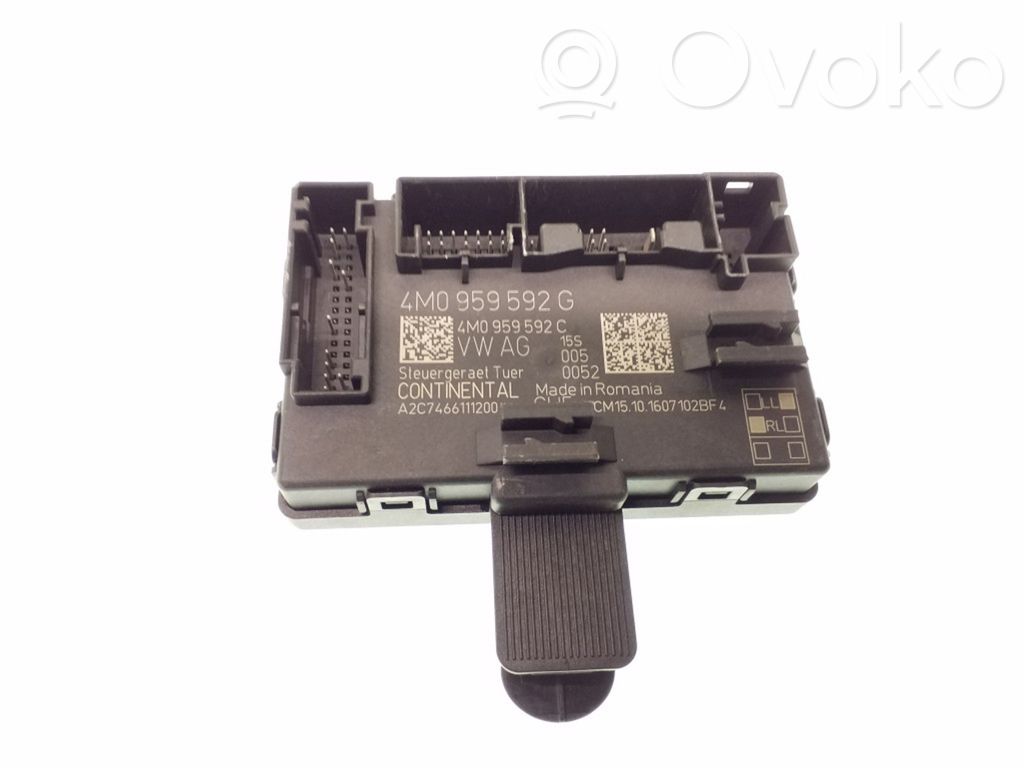 Audi Q7 4M Door control unit/module 