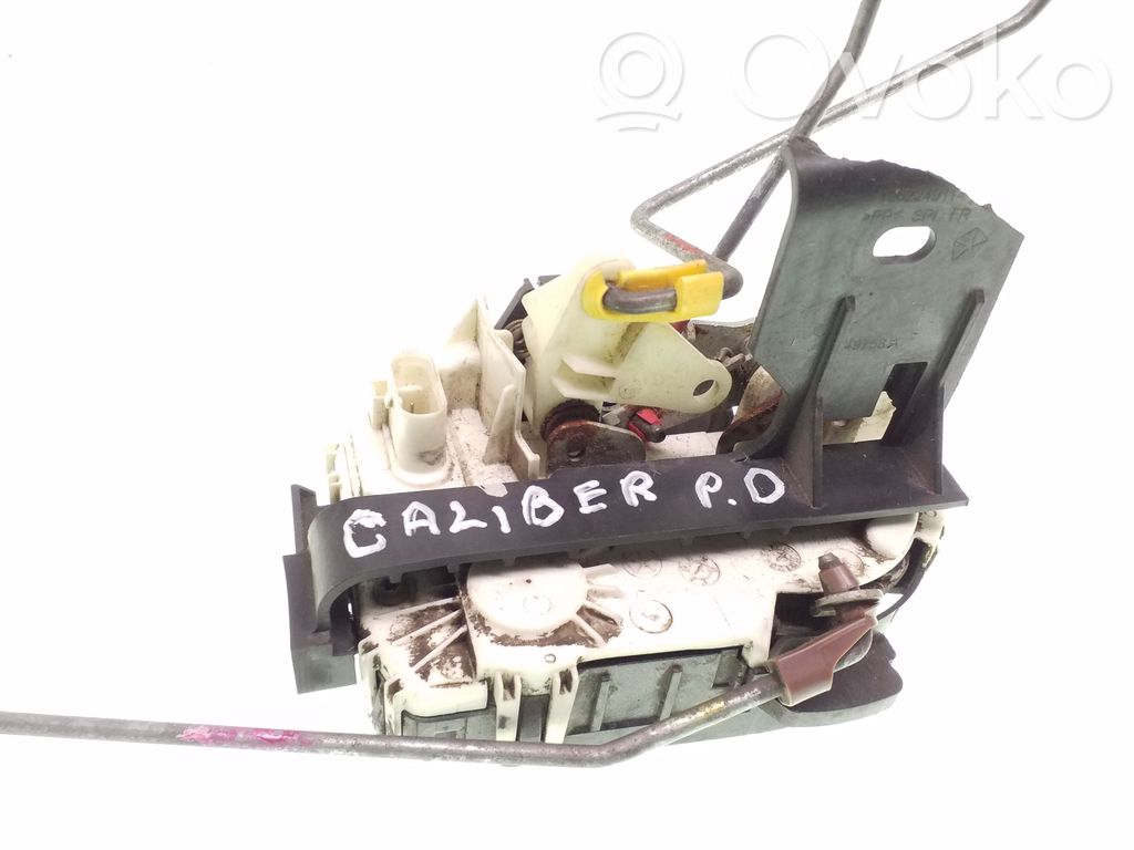 Dodge Caliber Front door lock 