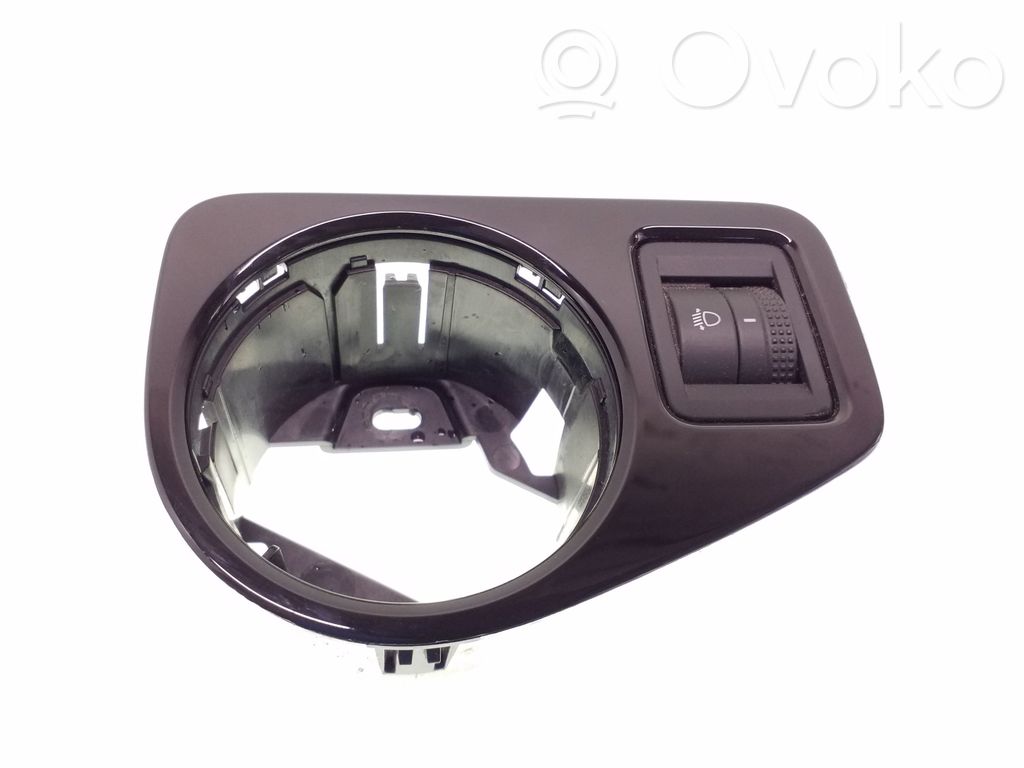 Volkswagen Golf VII Inny element deski rozdzielczej 