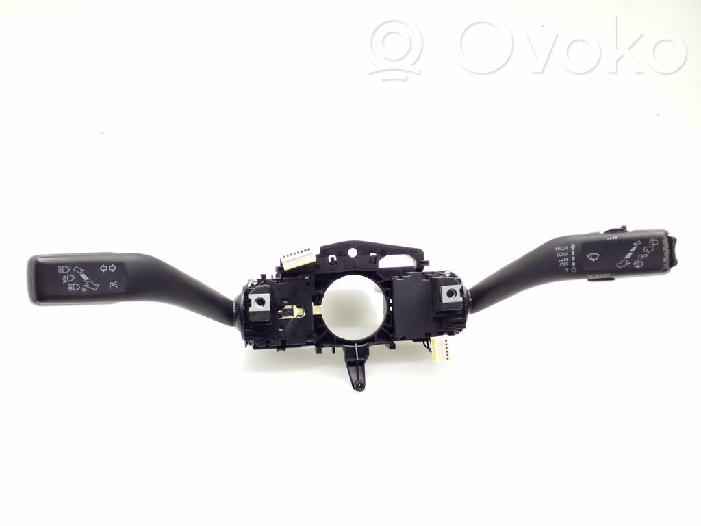 Volkswagen Caddy Interruptor/palanca de limpiador de luz de giro 