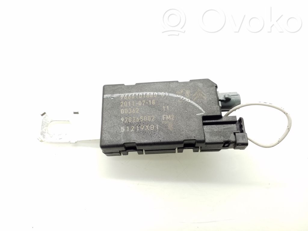 Peugeot 508 Aerial antenna amplifier 
