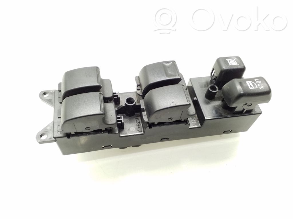 Mitsubishi ASX Electric window control switch 