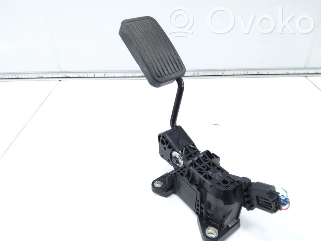 Honda CR-V Gaspedal 