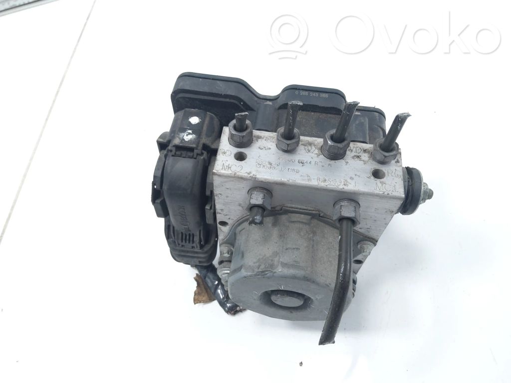 Renault Clio IV ABS Pump 