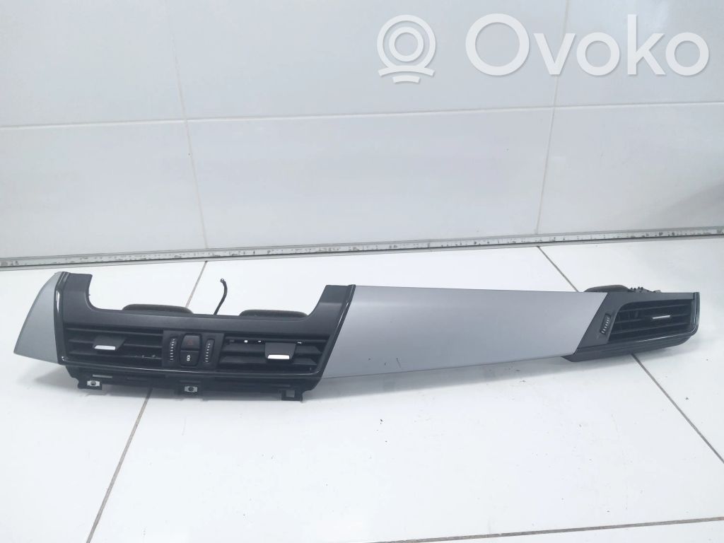 BMW 2 F45 Paneļa apdare 