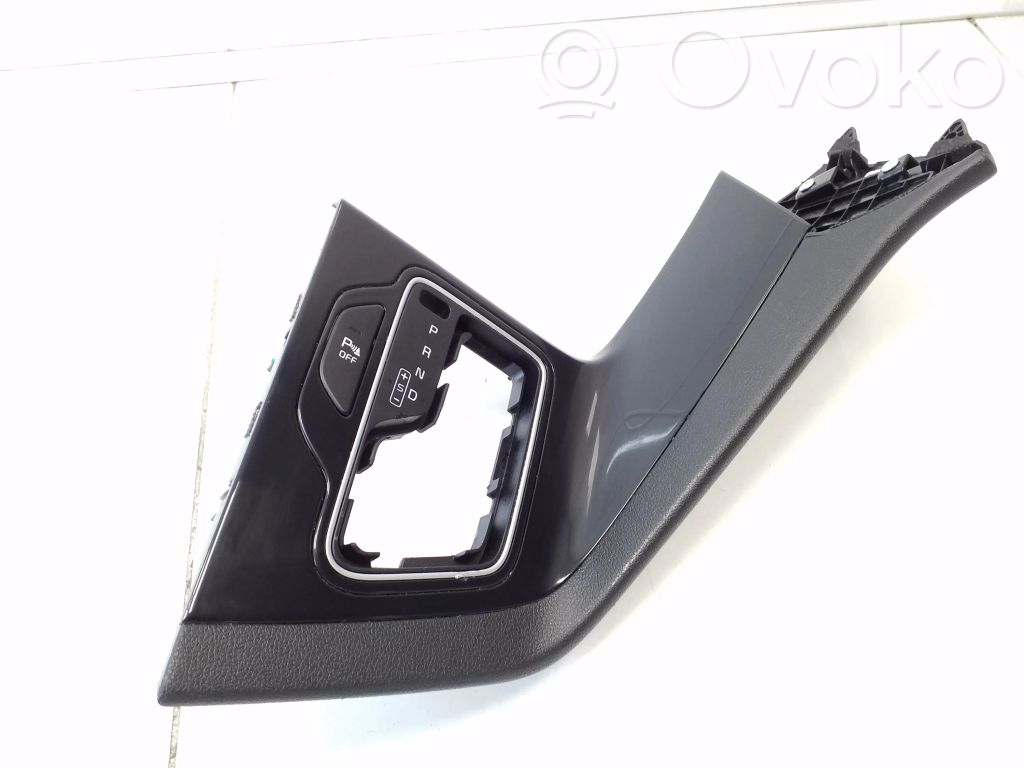 KIA Niro Otros elementos de la consola central (túnel) 