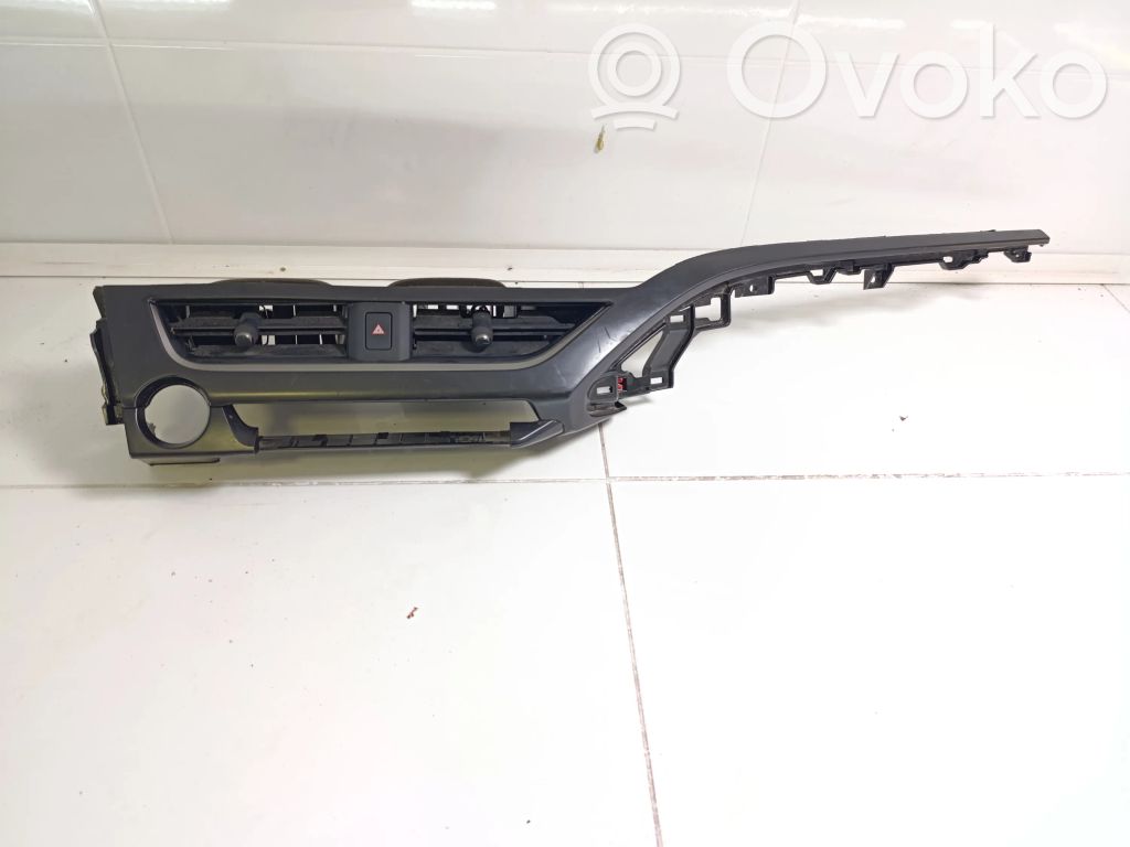 Lexus UX Dashboard trim 