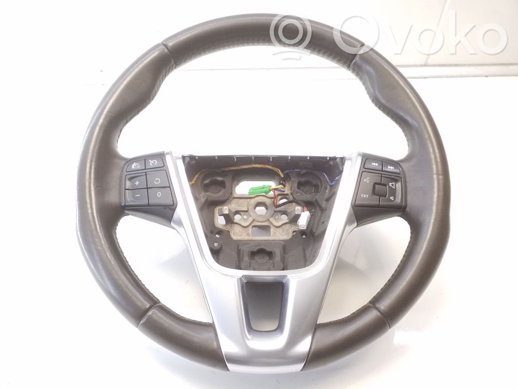 Volvo V40 Ohjauspyörä 
