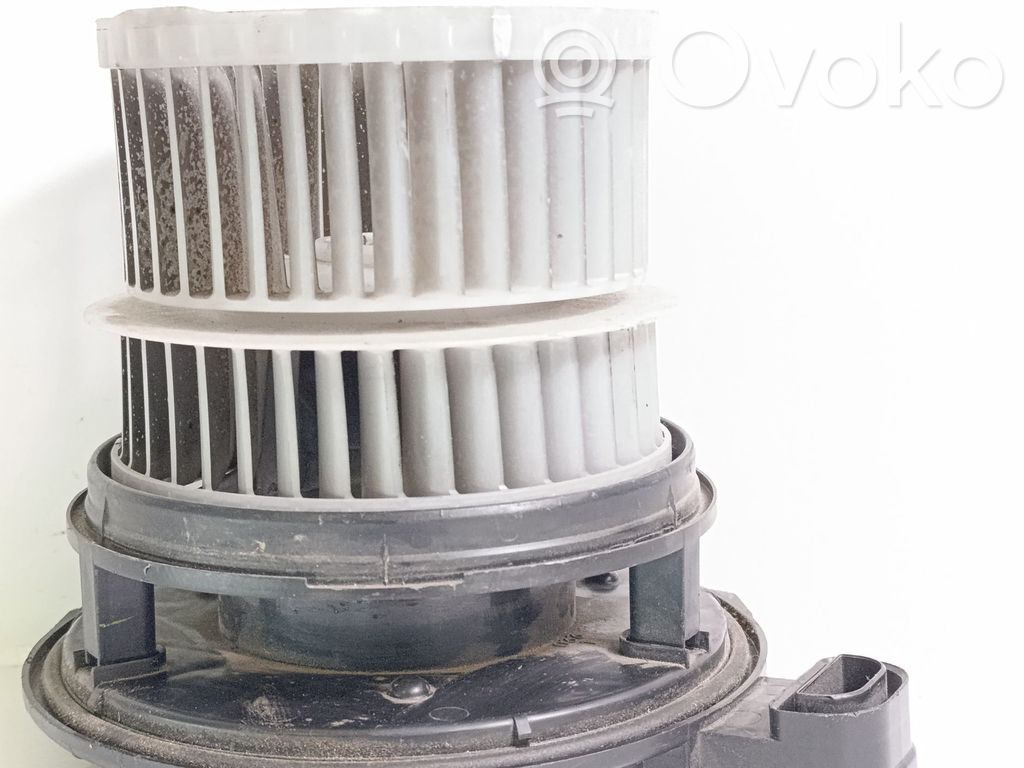 Toyota C-HR I Ventilator aerotermă 