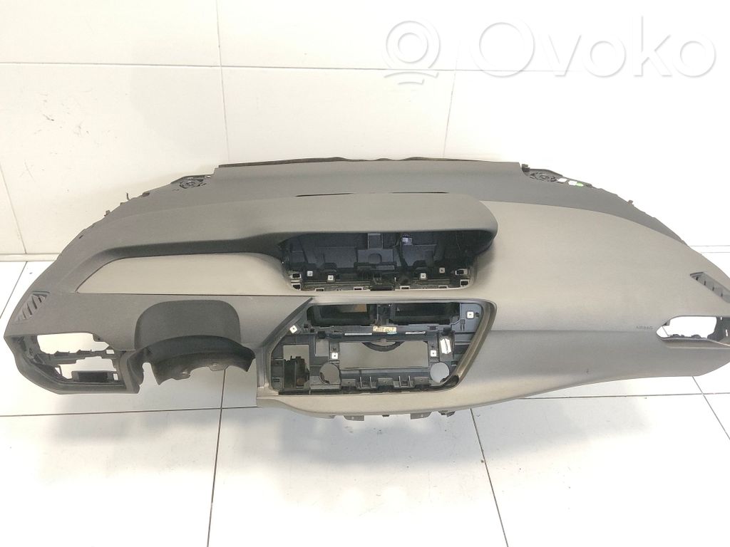 Citroen C4 Aircross Panelė 