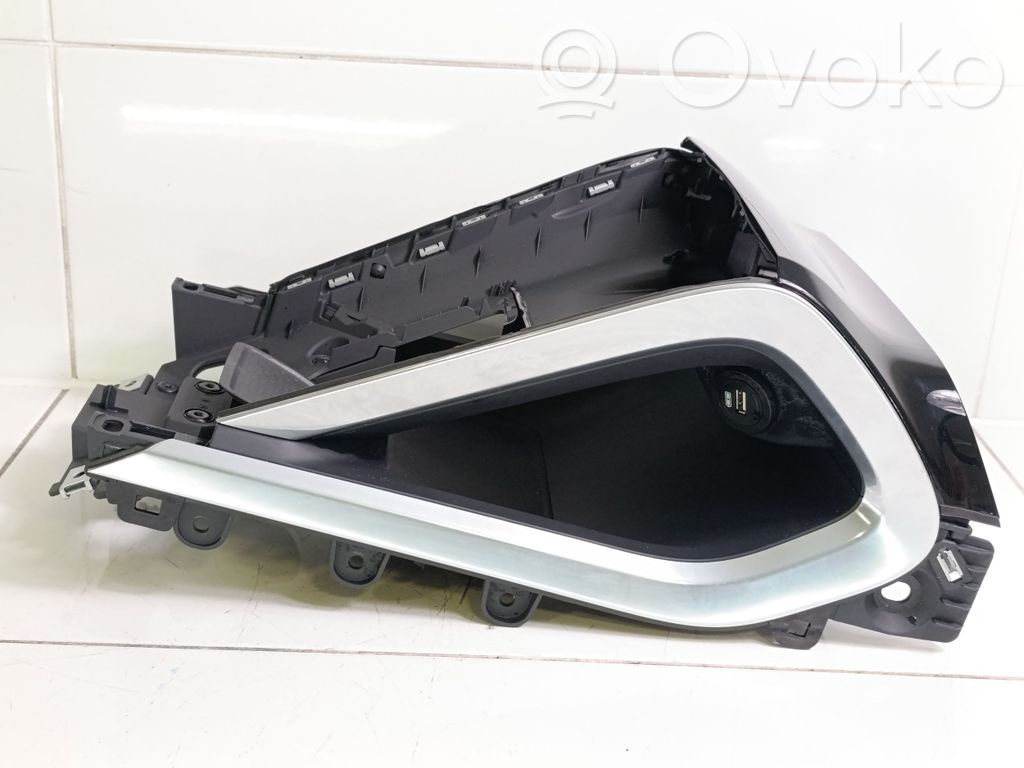 Jaguar I-Pace Other center console (tunnel) element 