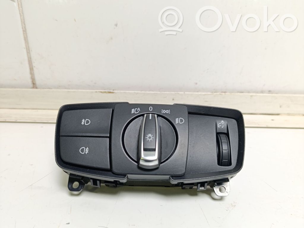 BMW 1 F20 F21 Šviesų jungtukas 