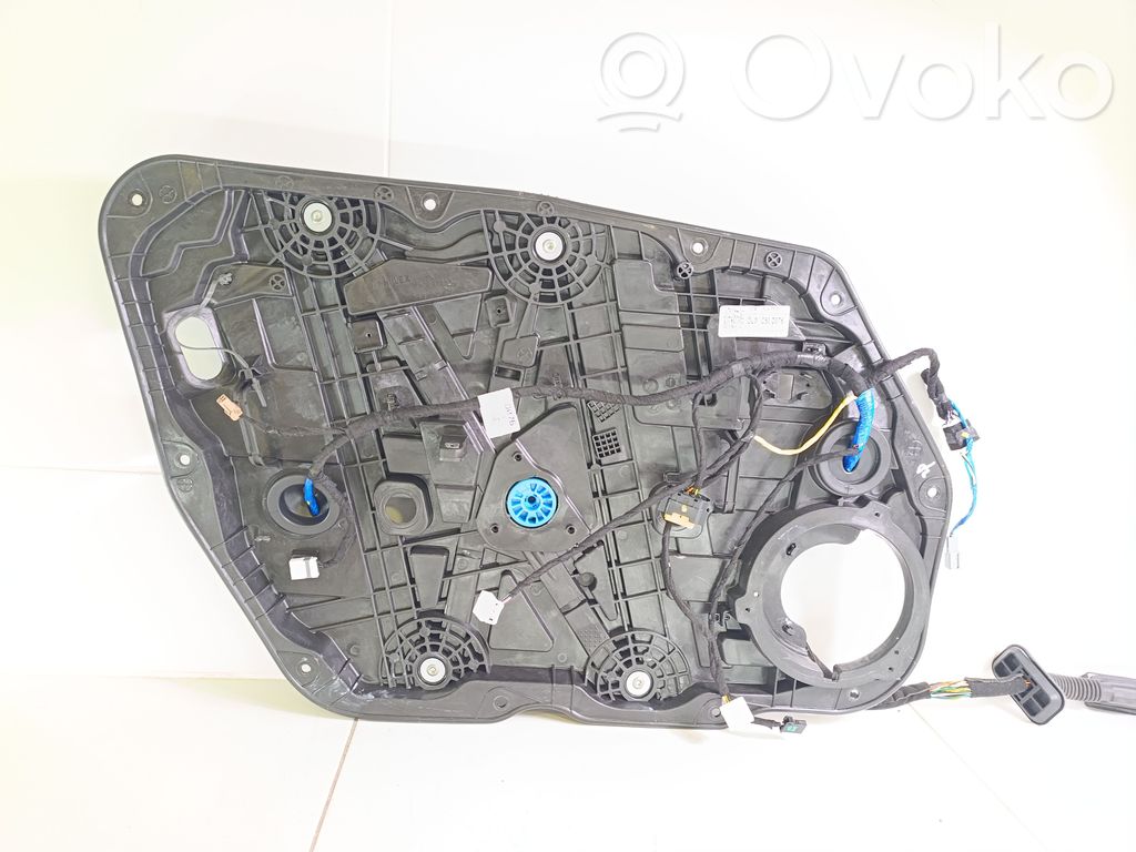 KIA EV6 Mecanismo para subir la puerta delantera sin motor 