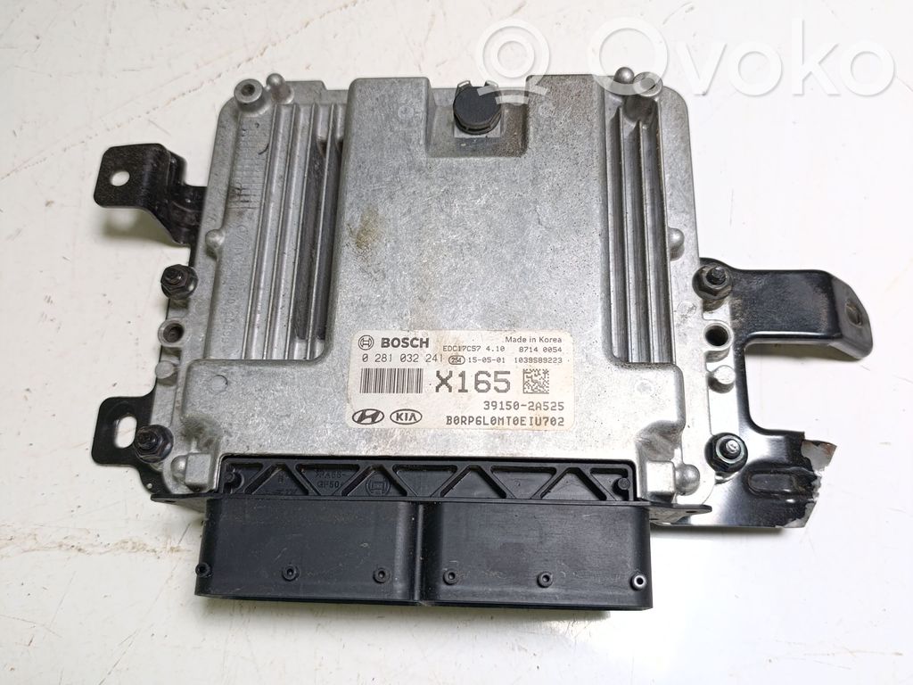 KIA Carens III Engine control unit/module 