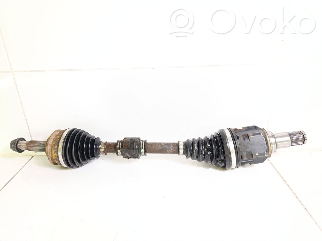 Toyota Auris E180 Eje de transmisión delantero 