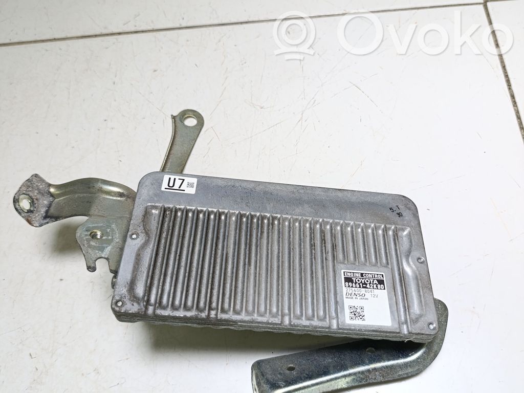 Toyota RAV 4 (XA40) Engine control unit/module 