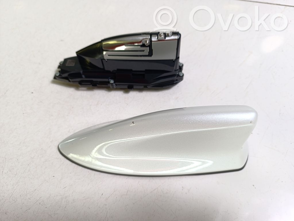 Toyota bZ4X GPS-pystyantenni 