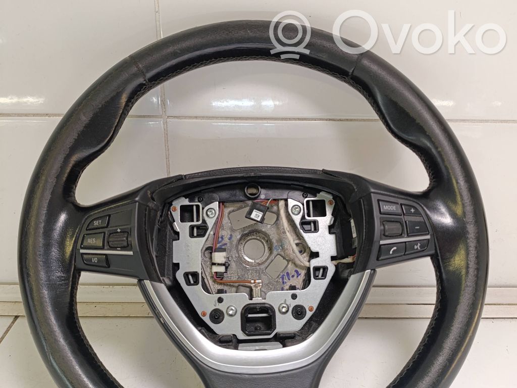 BMW 5 F10 F11 Ohjauspyörä 
