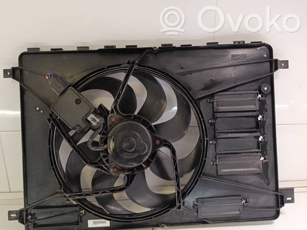 Volvo V60 Elektrinis radiatorių ventiliatorius 