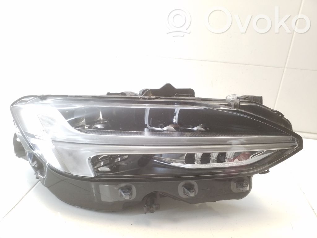 Volvo S90, V90 Scheinwerfer 
