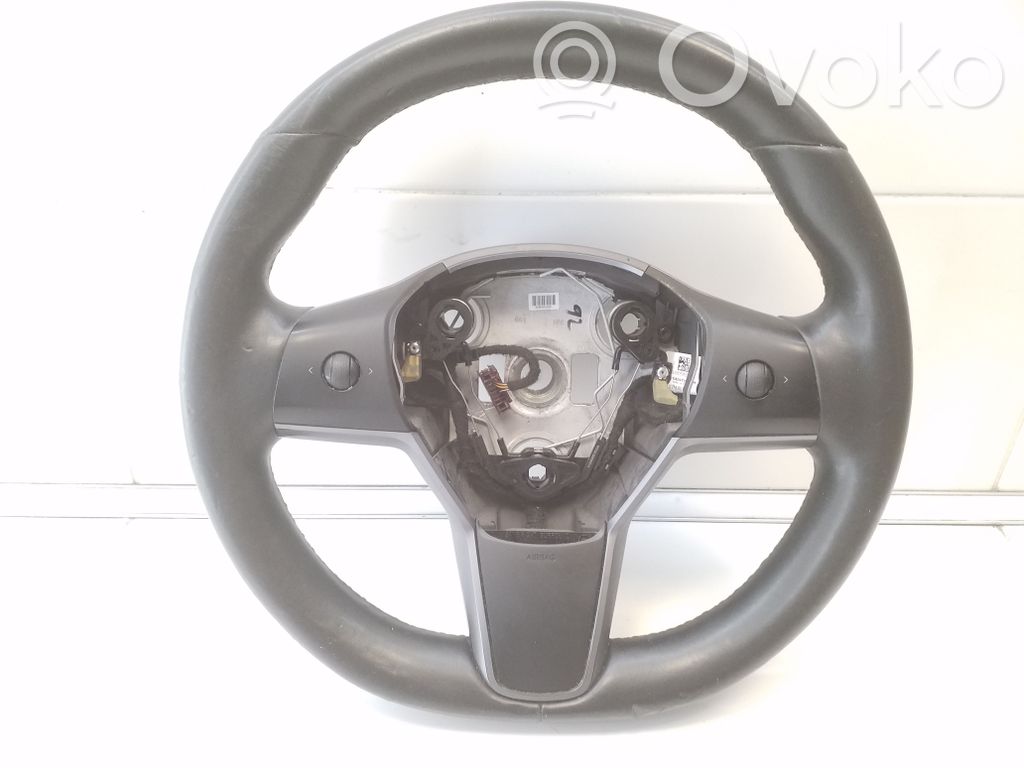 Tesla Model 3 Steering wheel 