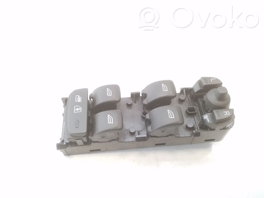 Volvo V40 Electric window control switch 