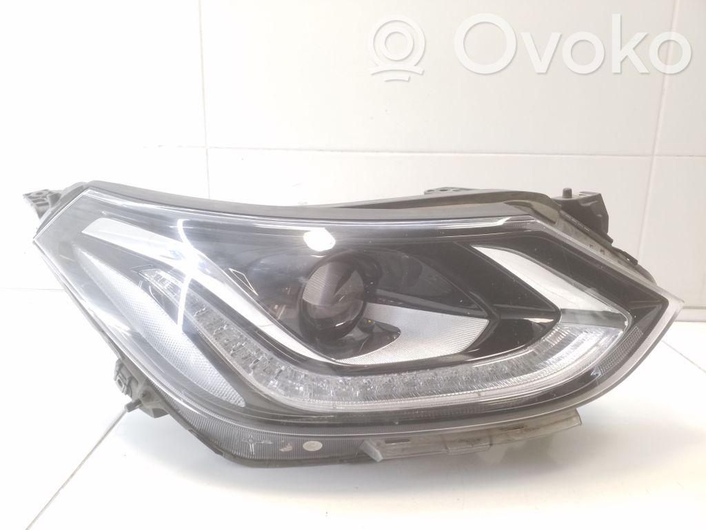 Headlight/headlamp   42573528