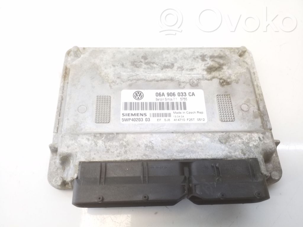 Volkswagen Golf V Engine control unit/module 