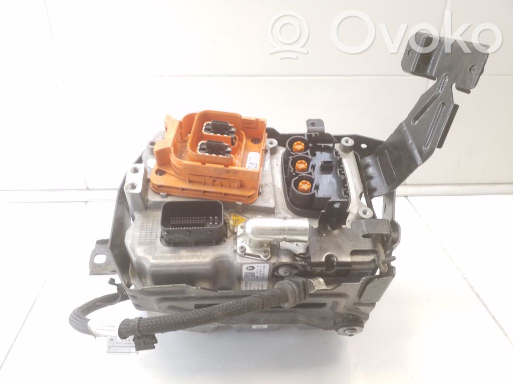 Falownik / Przetwornica napięcia   LEB450D,8740389
