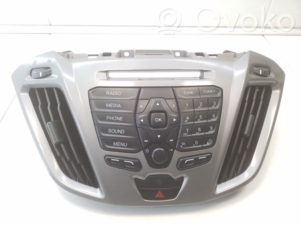 Head unit multimedia control   GK2T18K811DB