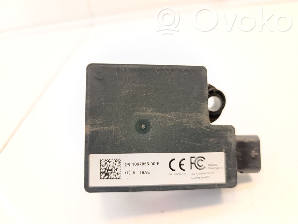 Tesla Model 3 Sonstige Steuergeräte / Module 