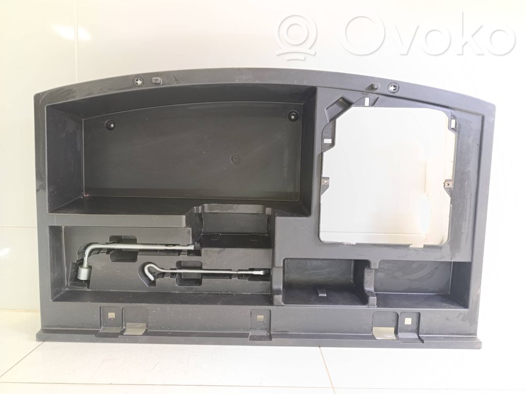 Mitsubishi Eclipse Cross Boîte à outils 