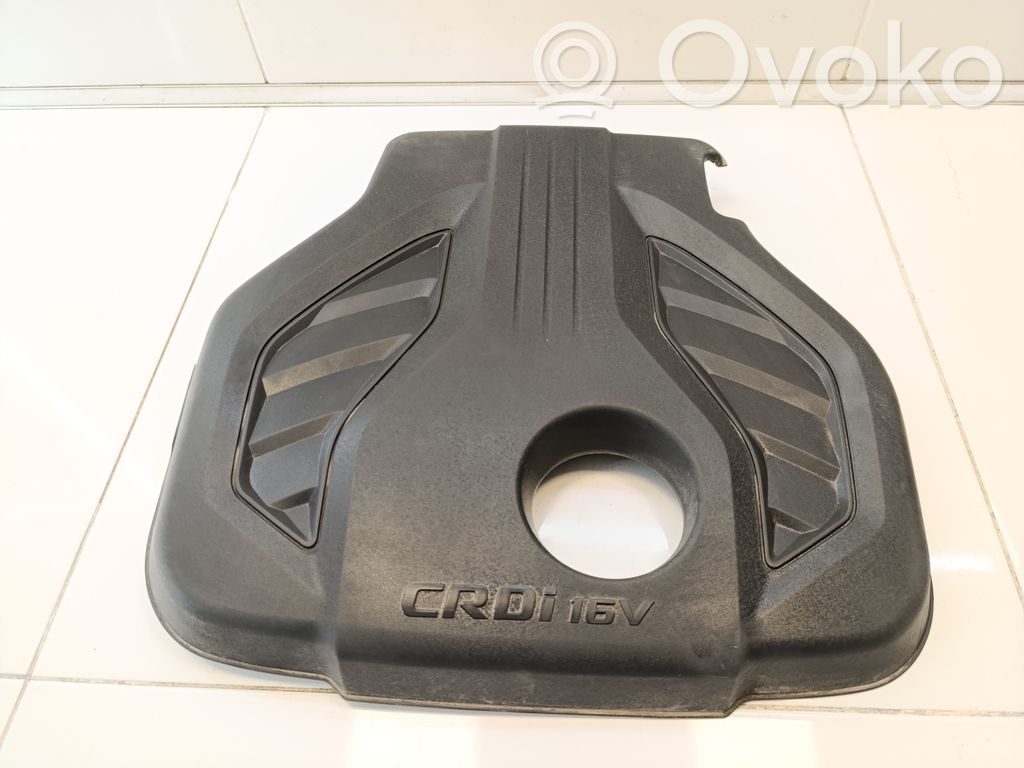 Hyundai H-1, Starex, Satellite Couvercle cache moteur 