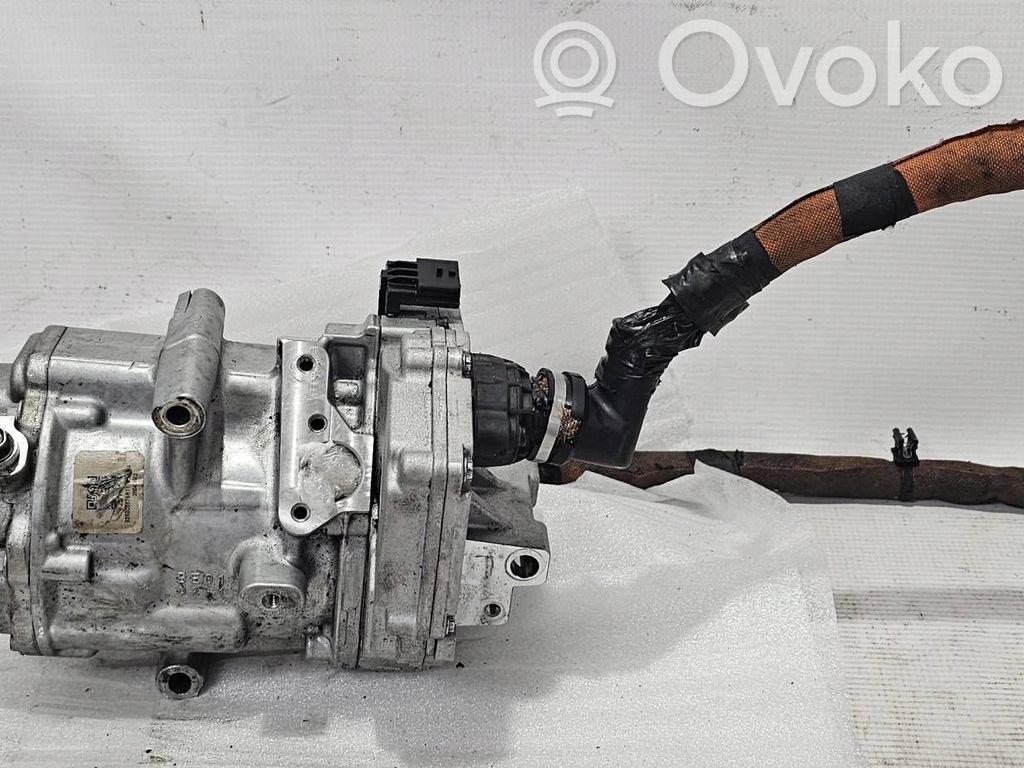 Renault Clio V Air conditioning (A/C) compressor (pump) 