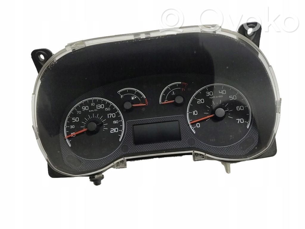 Peugeot Bipper Speedometer (instrument cluster) 