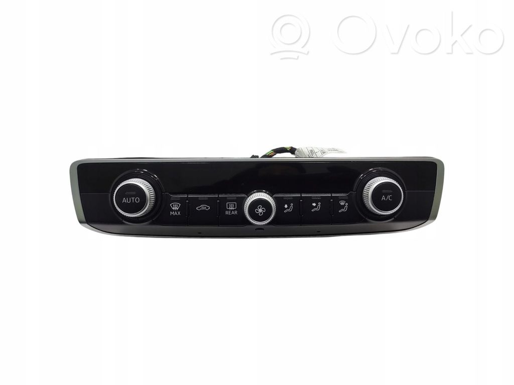 Audi A1 Climate control unit 