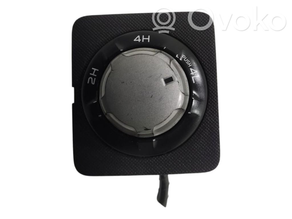Isuzu D-Max Differential lock switch 