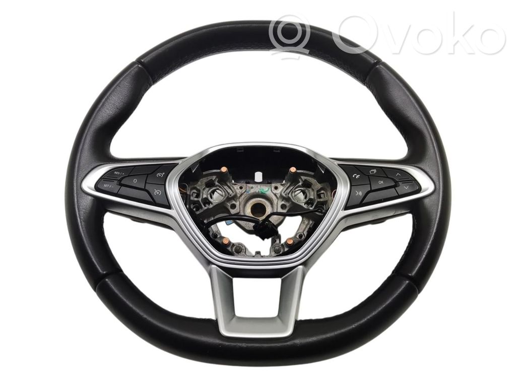 Renault Captur II Steering wheel 