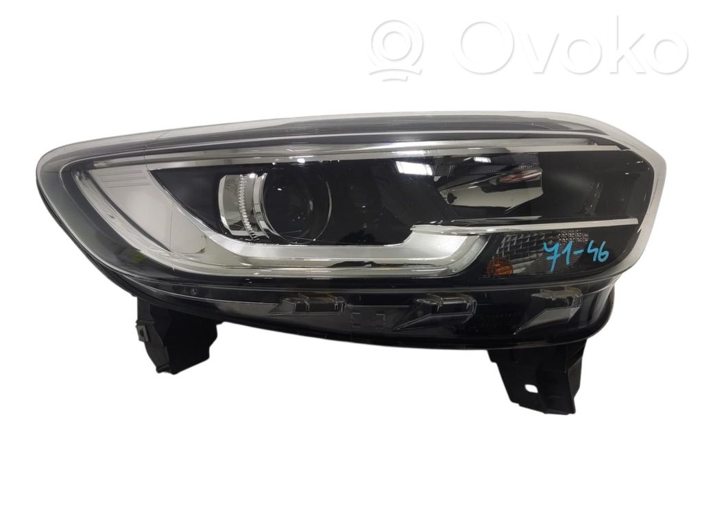 Renault Kadjar Headlight/headlamp 
