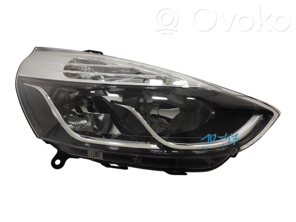 Renault Clio IV Headlight/headlamp 