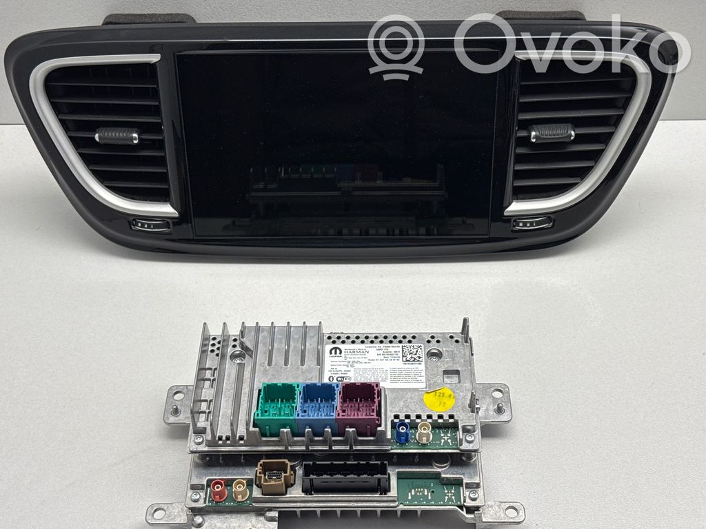 Unité / module navigation GPS   P68581664AB,36670,T0012048371280,P68438382AG,T001204837128