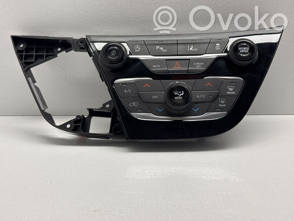 Chrysler Pacifica Panel klimatyzacji 