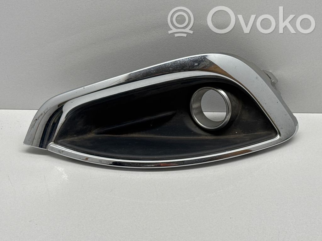 Chrysler Pacifica Etusumuvalon ritilä 