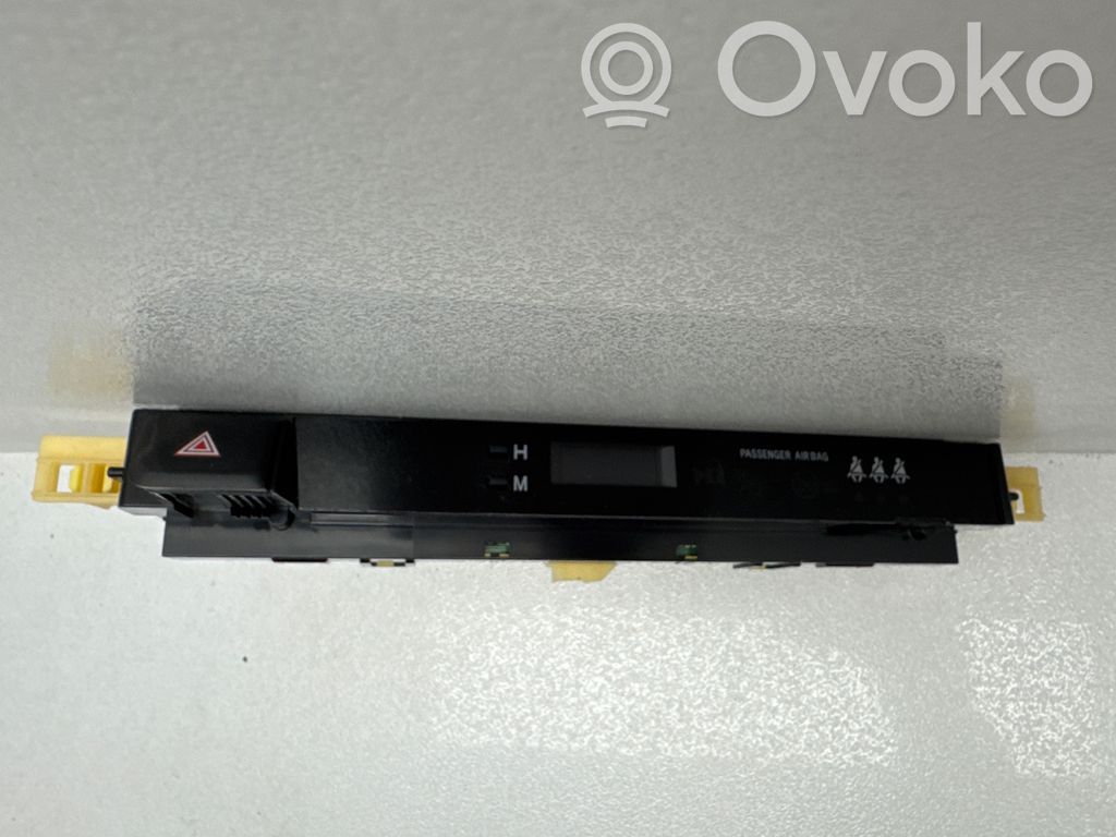 Toyota RAV 4 (XA40) Monitor / wyświetlacz / ekran 