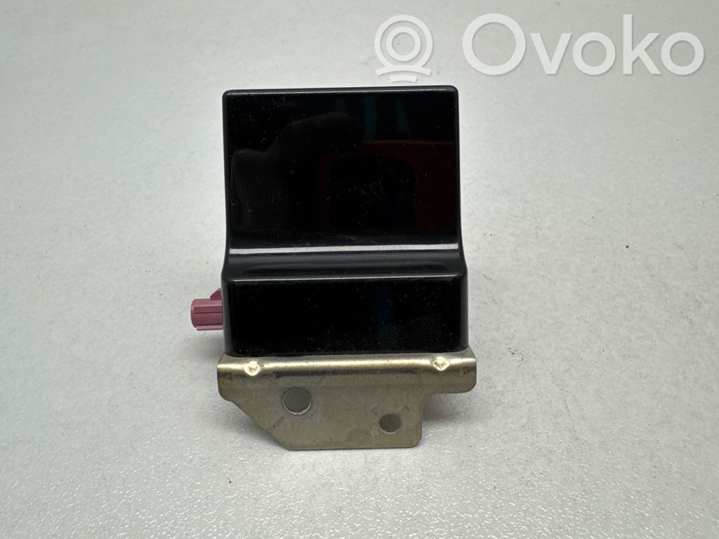 Chrysler Pacifica Antena GPS 