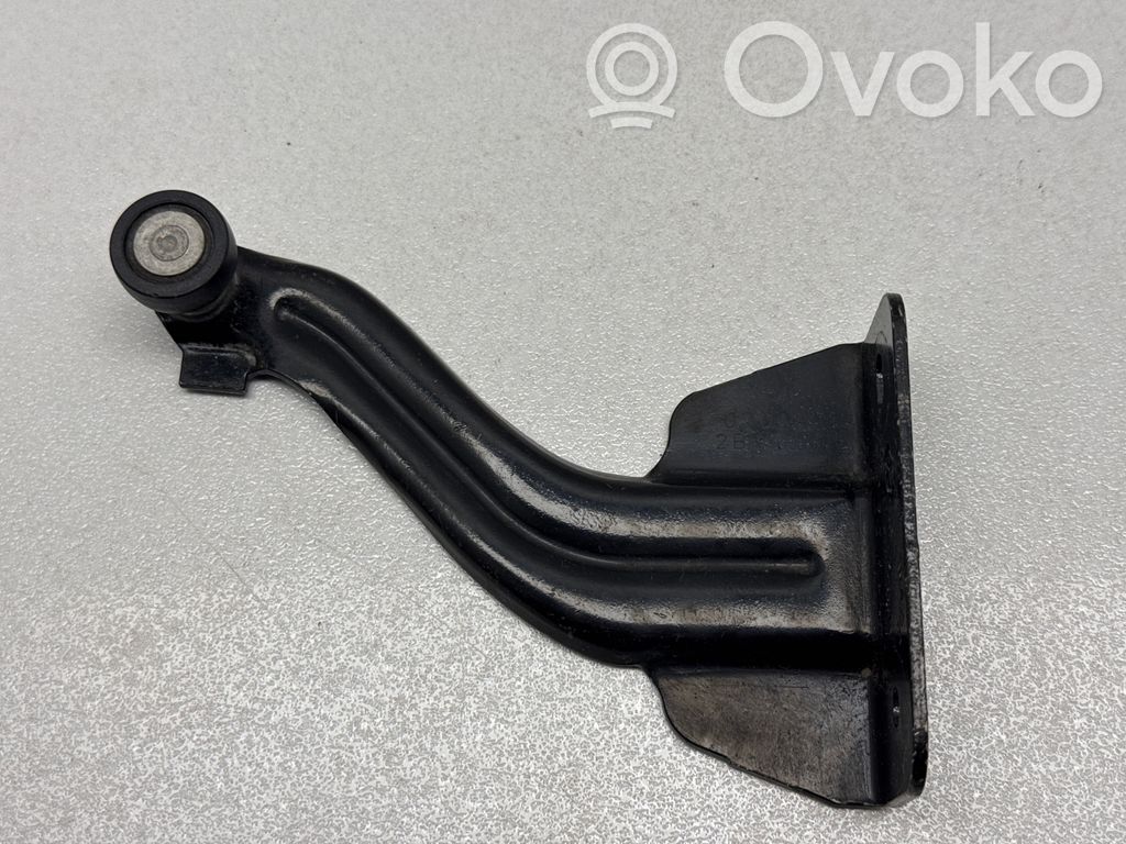 Chrysler Pacifica Sliding door upper roller guide/hinge 