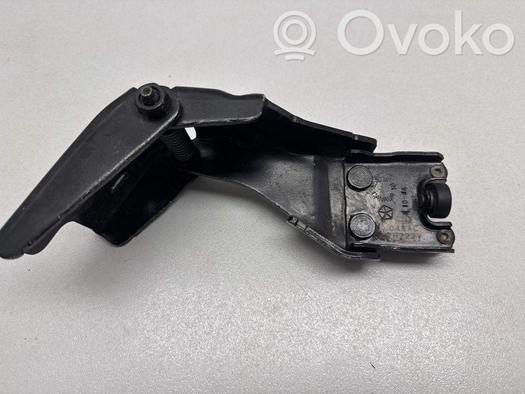 Chrysler Pacifica Sliding door upper roller guide/hinge 